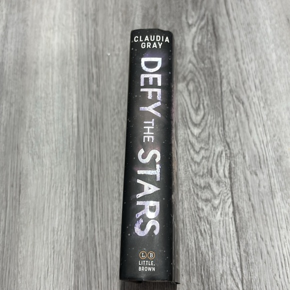 3/20$ Defy The Stars by Claudia Gray - Picture 3 of 6